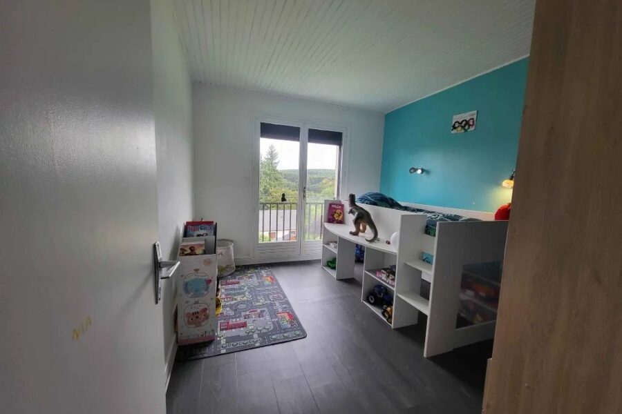 Maison à vendre à Château-Chinon (Ville) — Vue montagne — photo 10