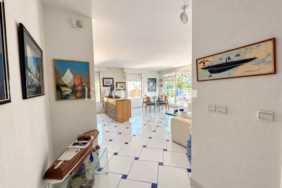 Appartement à vendre à Menton — Vue sur la ville — photo 3