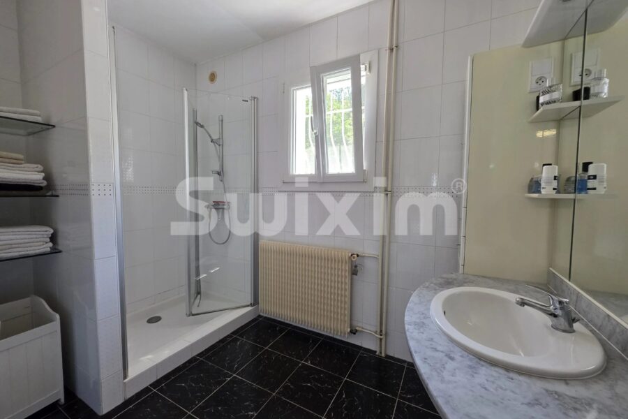Maison à vendre à Peyrieu — Vue montagne — photo 10
