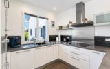 Maison à vendre à Roquefort-les-Pins — Vue parc & jardin — photo 7