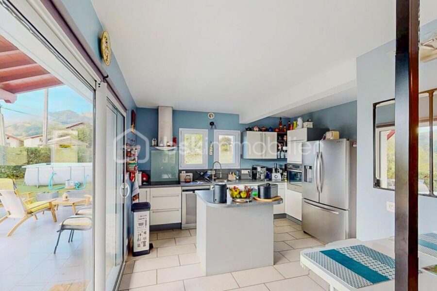 Maison à vendre à Saint-Étienne-de-Baïgorry — Vue montagne — photo 16