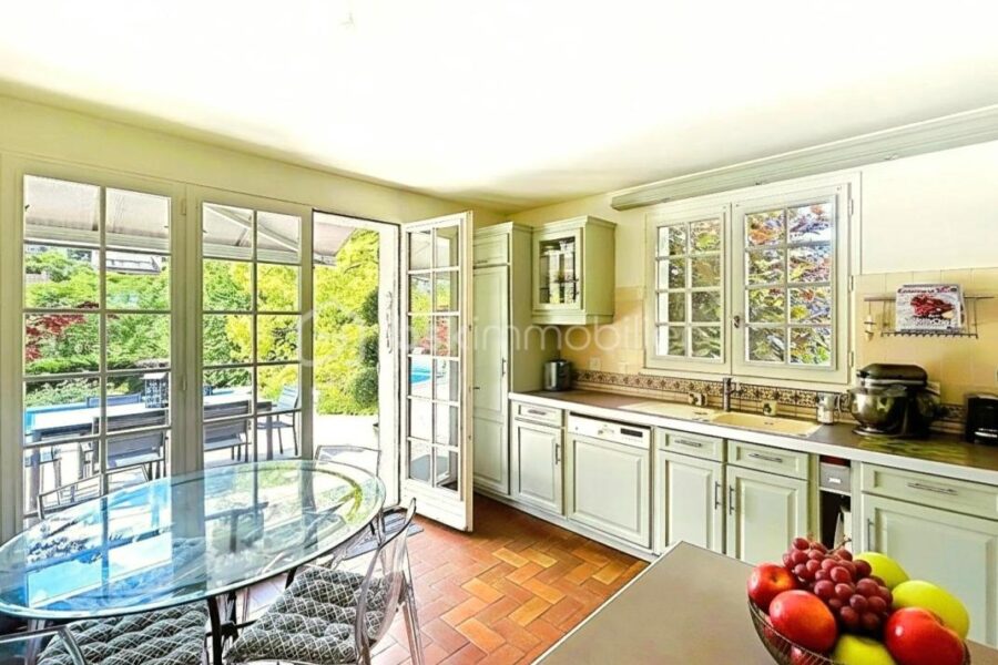 Maison à vendre à Maule — Vue parc & jardin — photo 16