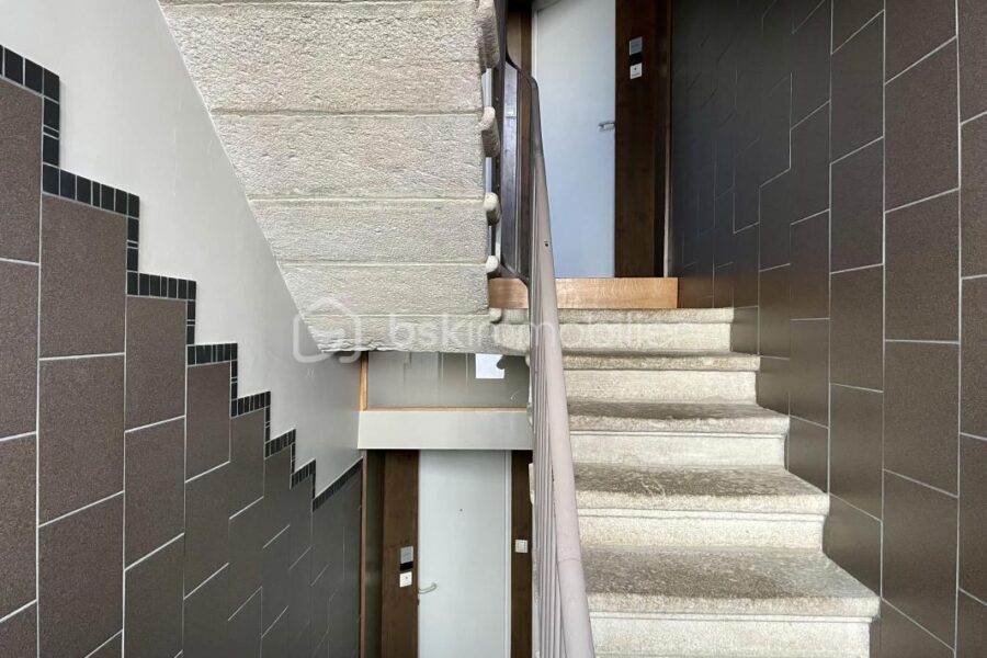 Maison à vendre à Saint-Étienne — Vue sur la ville — photo 16