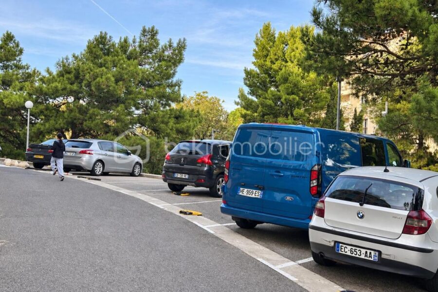 Appartement à vendre à Marseille 10e arrondissement — Vue sur la ville — photo 16