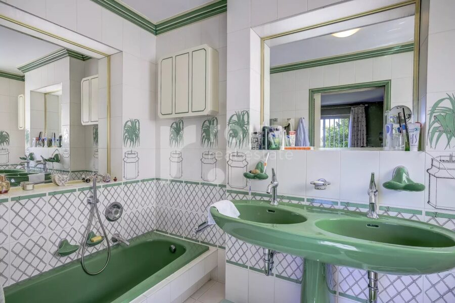 Maison à vendre à Biot — Vue montagne — photo 27