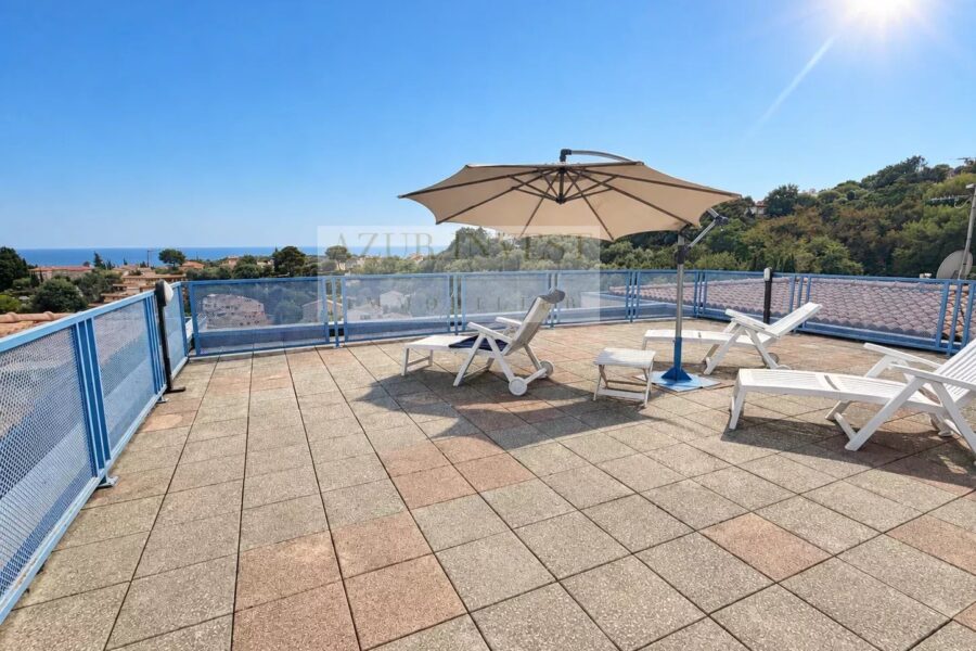 Appartement à vendre à Roquebrune-Cap-Martin — Vue mer — photo 1