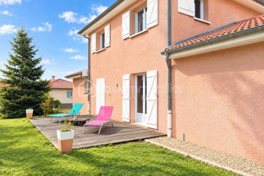 Maison à vendre à Pomeys — Vue dégagée — photo 2