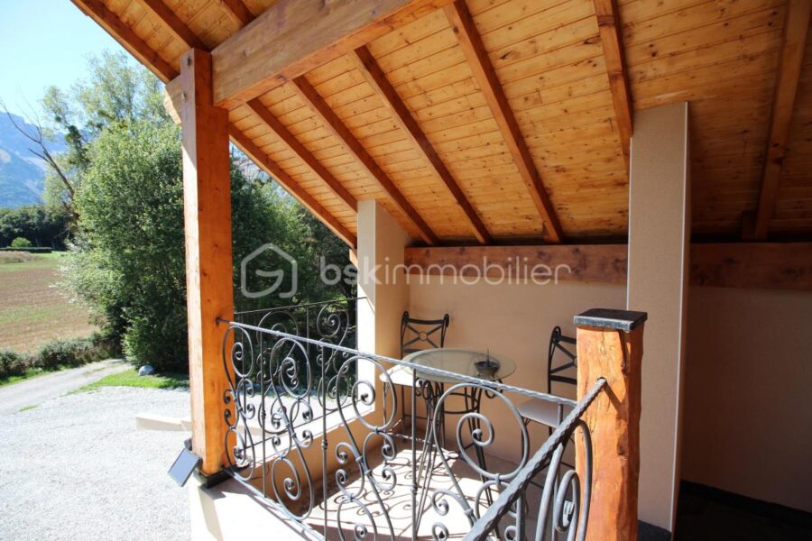 Maison à vendre à Poligny — Vue montagne — photo 17