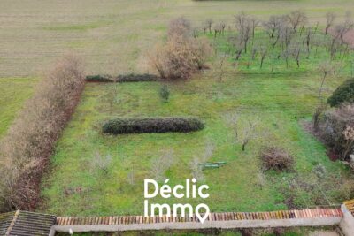 Terrain à vendre à La Brousse