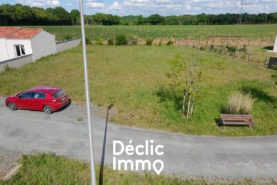Terrain à vendre à Juicq