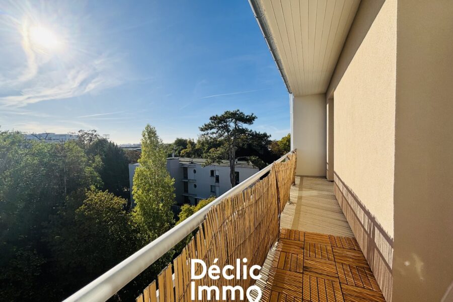 Appartement à vendre à La Rochelle — Vue parc & jardin — photo 1
