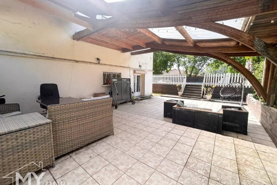Maison à vendre à Prigonrieux — Vue parc & jardin — photo 11
