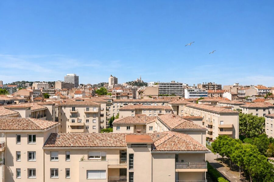 Appartement à vendre à Marseille 10e arrondissement — Vue sur la ville — photo 10