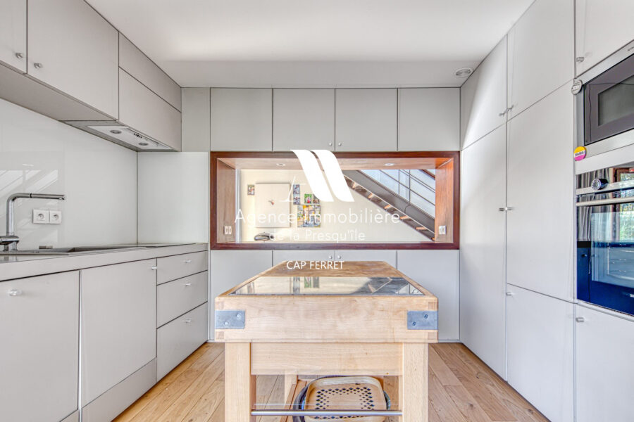 Maison à vendre à Lège-Cap-Ferret — Vue sur la ville — photo 7