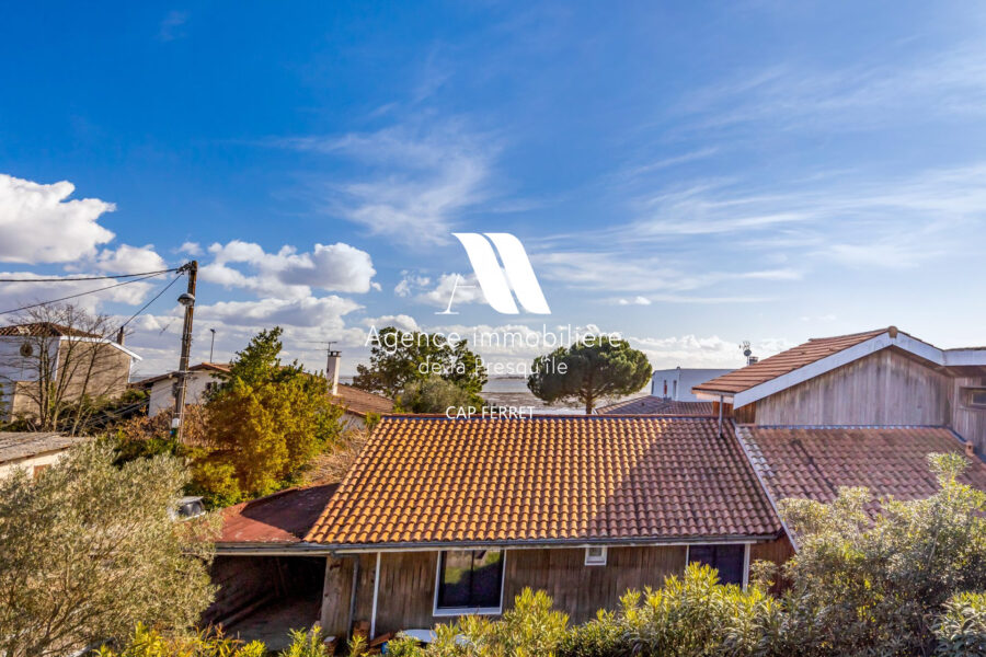 Maison à vendre à Lège-Cap-Ferret — Vue sur la ville — photo 1