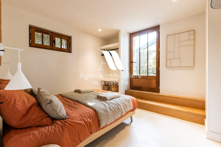 Maison à vendre à Lège-Cap-Ferret — Vue bassin — photo 14