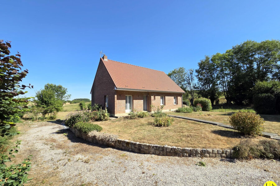 Maison à vendre à Avesnes-le-Comte — Vue nature — photo 2