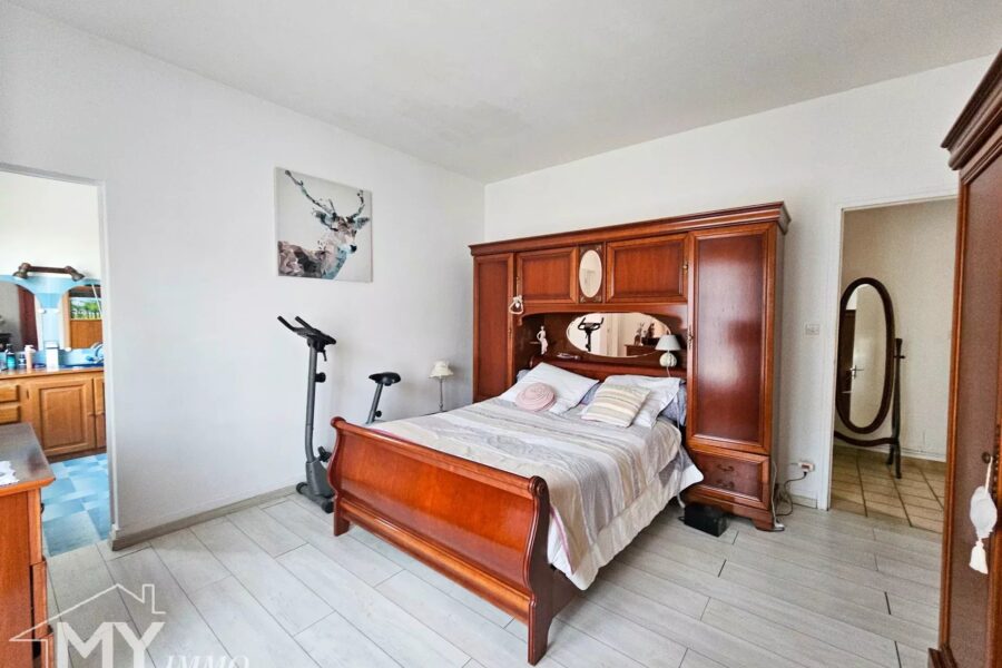 Maison à vendre à Pineuilh — Vue montagne — photo 12