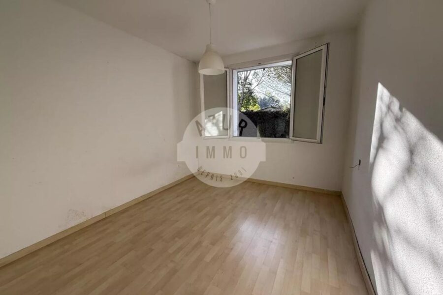 Maison à vendre à Saint-Zacharie — Vue nature — photo 18
