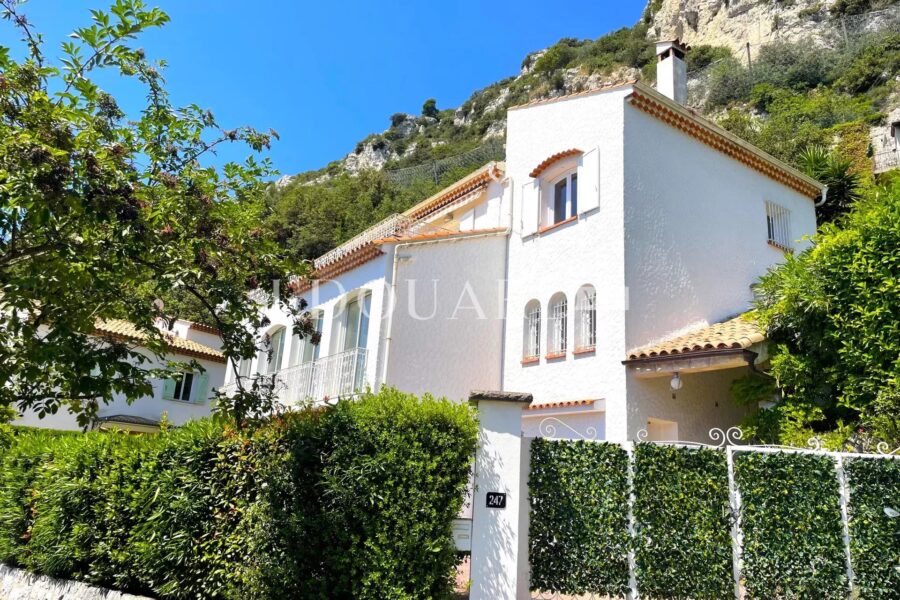 Maison à vendre à La Turbie — Vue mer — photo 2