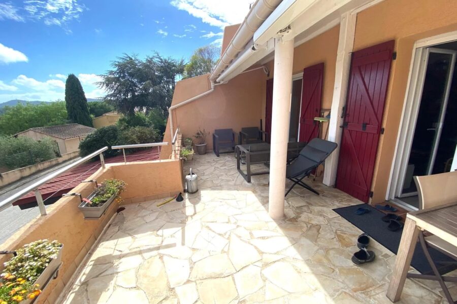 Maison à vendre à Bormes-les-mimosas — Vue mer — photo 11