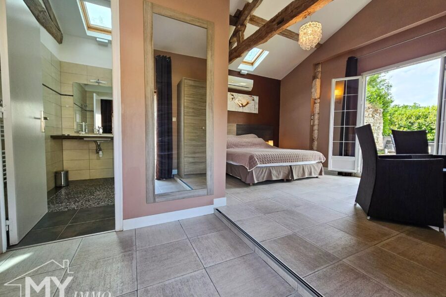 Maison à vendre à Les Lèves-et-Thoumeyragues — Vue montagne — photo 12