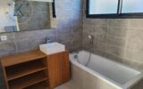 Appartement à vendre à La Londe-les-Maures — Vue mer — photo 4