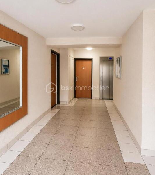 Appartement à vendre à Vaires-sur-Marne — Vue sur la ville — photo 19