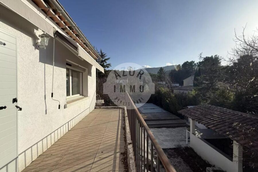 Maison à vendre à Saint-Zacharie — Vue nature — photo 19