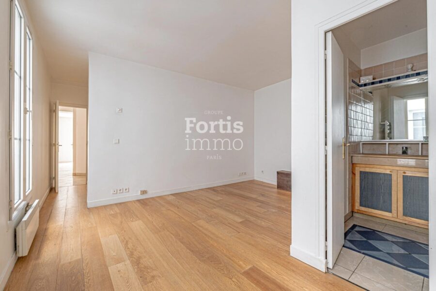 Appartement à vendre à Paris 1er arrondissement — Vue parc & jardin — photo 11