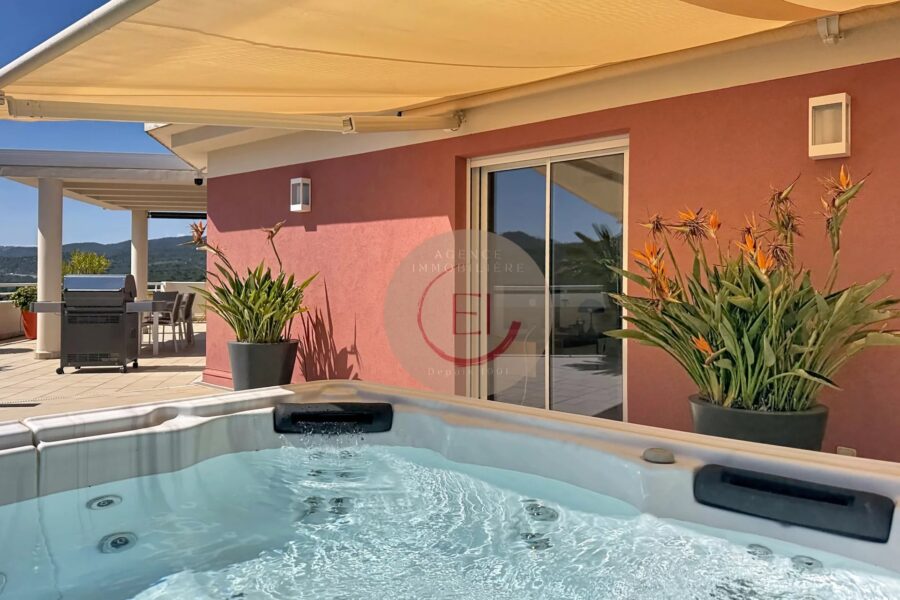 Appartement à vendre à Mandelieu-la-Napoule — Vue golf — photo 3