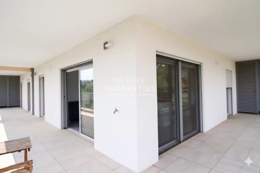 Appartement à louer à Biot — Vue golf — photo 8