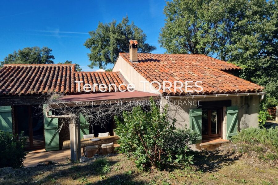 Maison à vendre à La Garde-Freinet — Vue montagne — photo 21
