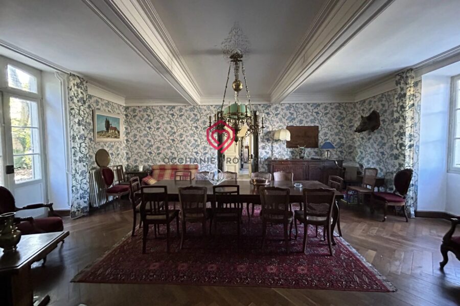 Maison à vendre à Carcassonne — Vue parc & jardin — photo 3