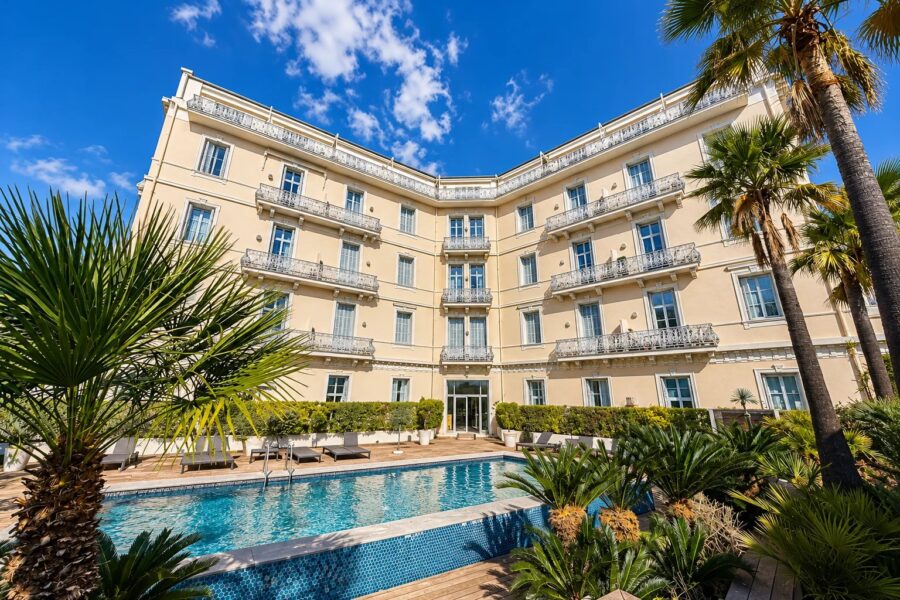 Appartement à vendre à Beaulieu-sur-Mer — Vue mer — photo 2