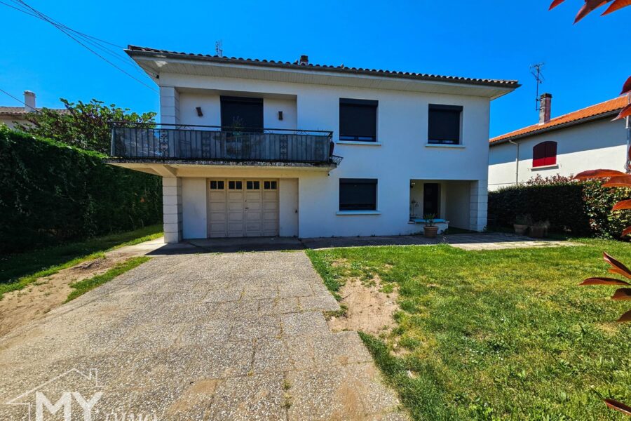 Maison à vendre à Pineuilh — Vue parc & jardin — photo 18