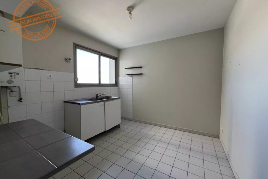 Appartement à vendre à Lyon 5e arrondissement — Vue sur la ville — photo 3