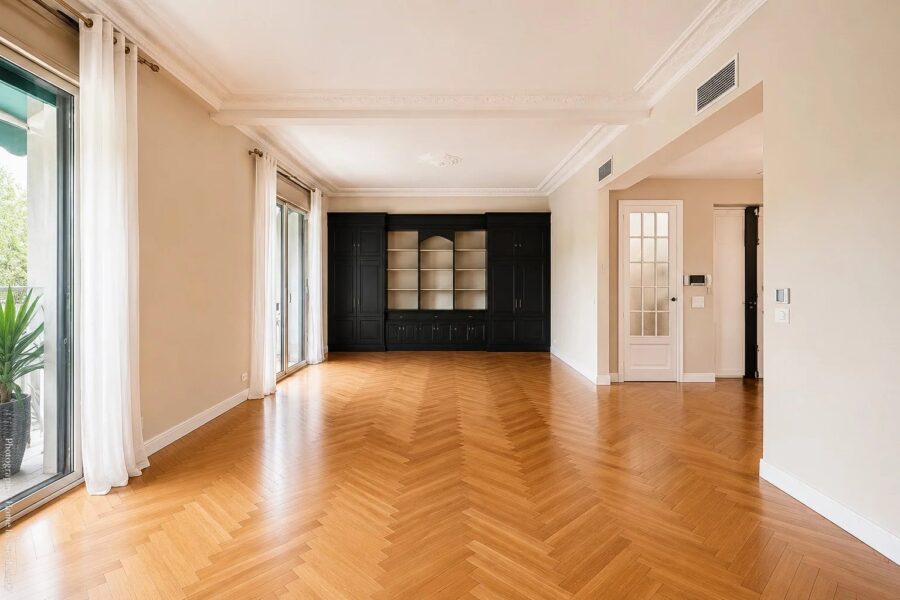 Appartement à vendre à Marseille 8e arrondissement — Vue sur la ville — photo 2