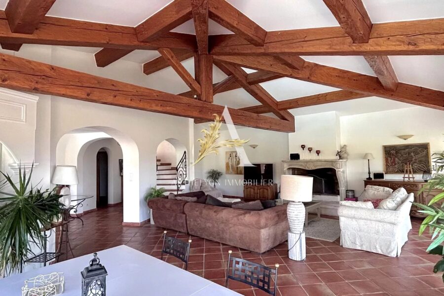 Maison à vendre à Sainte-Maxime — Vue mer — photo 17