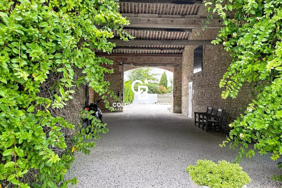 Maison à vendre à Aumagne — Vue parc & jardin — photo 12
