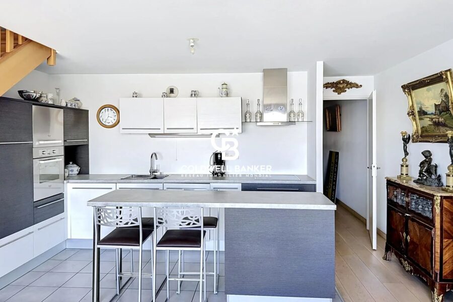 Appartement à vendre à Les Sables-d&rsquo;Olonne — Vue marina & port — photo 4
