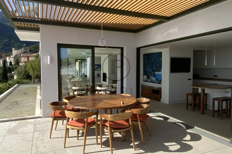 Maison en location vacances à Roquebrune-Cap-Martin — Vue mer — photo 8