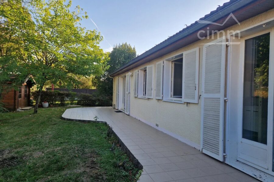 Maison à vendre à Joué-lès-Tours — Vue parc & jardin — photo 3