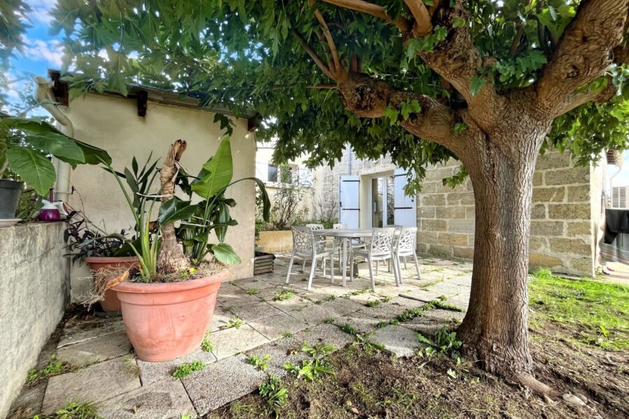 Maison à vendre à Puisseguin — Vue nature — photo 12