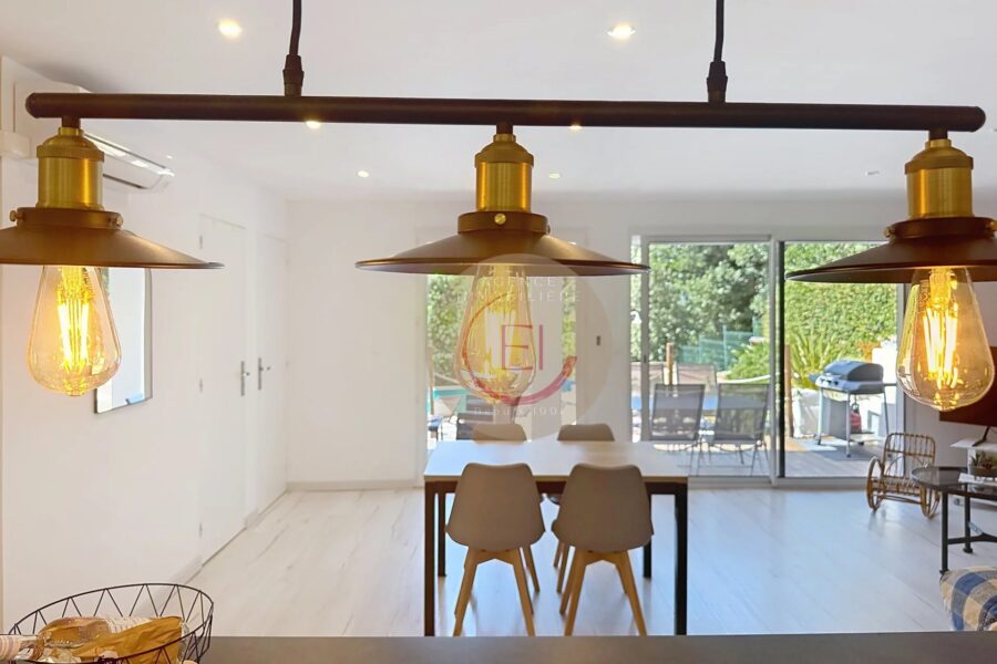 Maison à vendre à Les Adrets-de-l&rsquo;Estérel — Vue montagne — photo 26