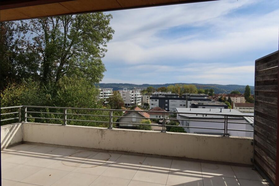 Appartement à vendre à Besançon — Vue sur la ville — photo 3