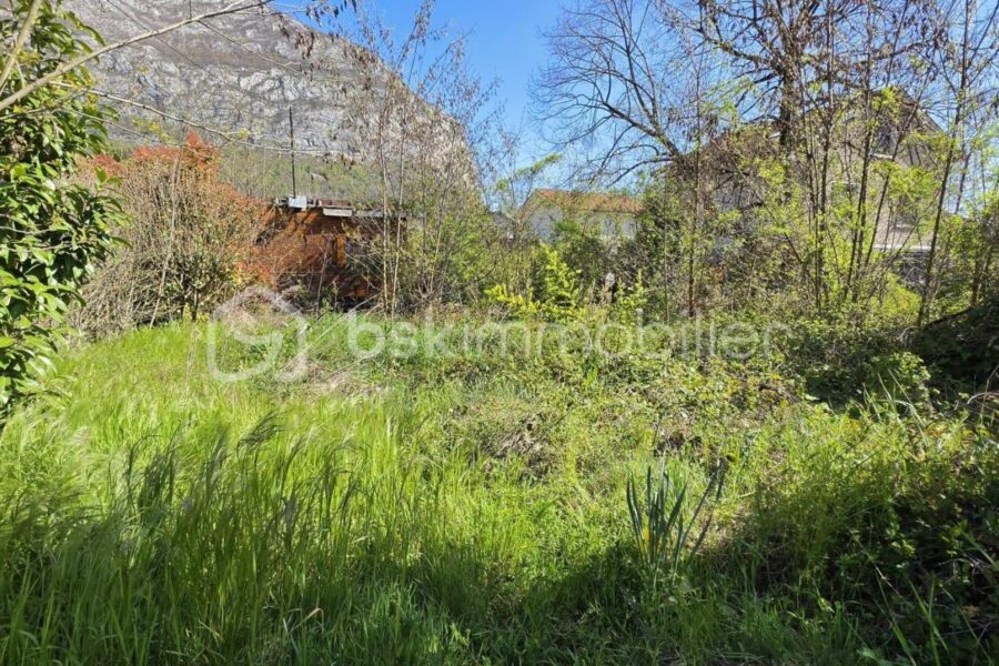 Terrain à vendre à Saint-Égrève — Vue montagne — photo 2