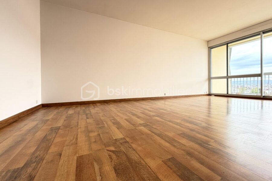 Appartement à vendre à Dijon — Vue sur la ville — photo 2