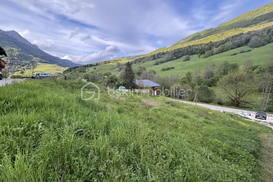 Terrain à vendre à Aillon-le-Jeune — Vue montagne — photo 1
