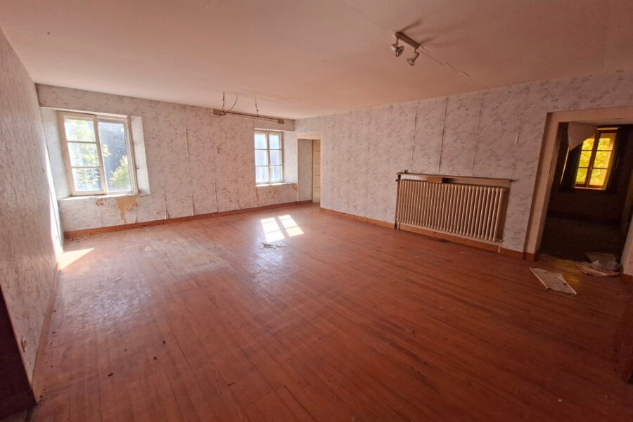 Maison à vendre à Saint-Hippolyte — Vue lac — photo 3